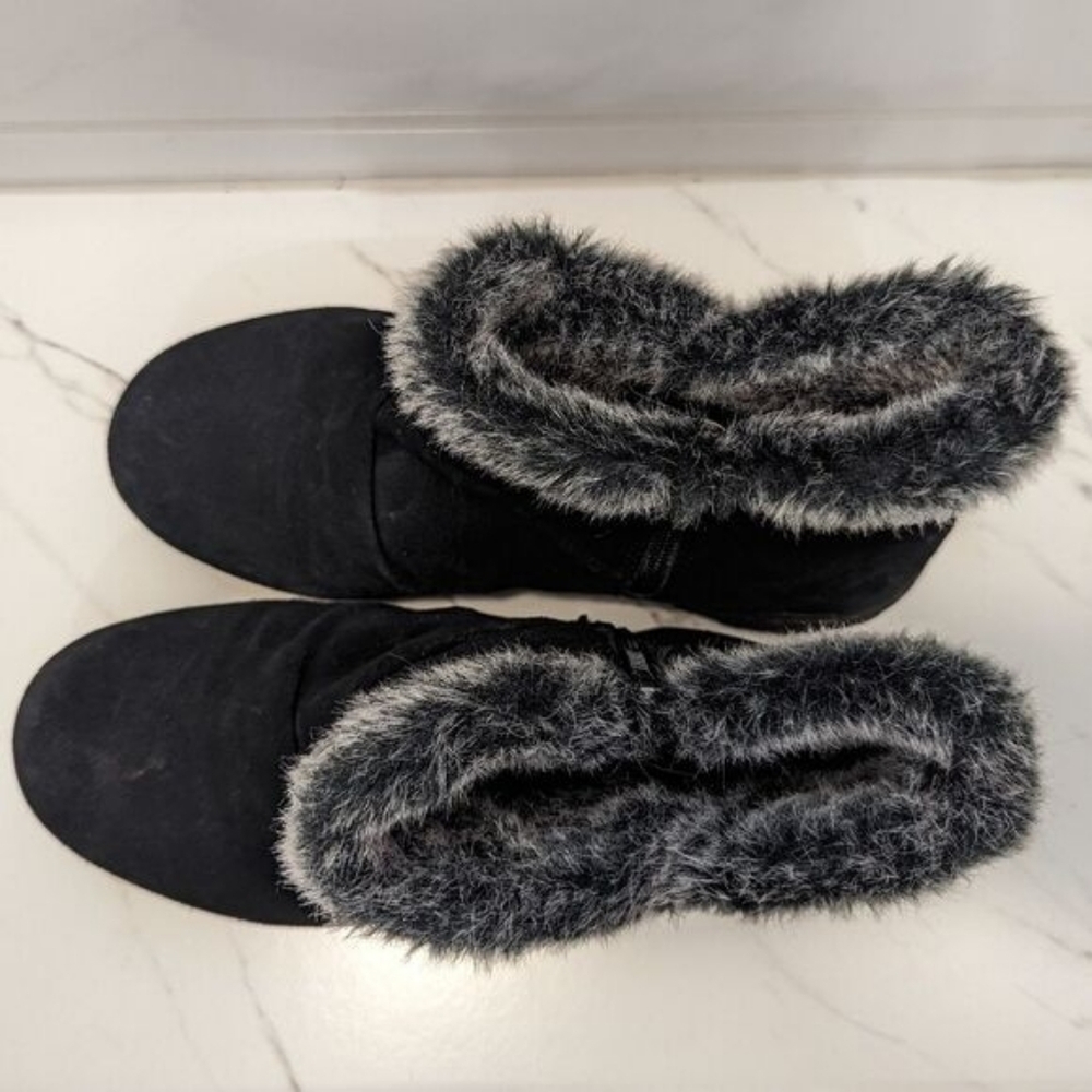 Khombu Women's Black All-Weather Lindsey Suede Winter Snow Boots Grey Faux Fur 9 - Picture 7 of 16